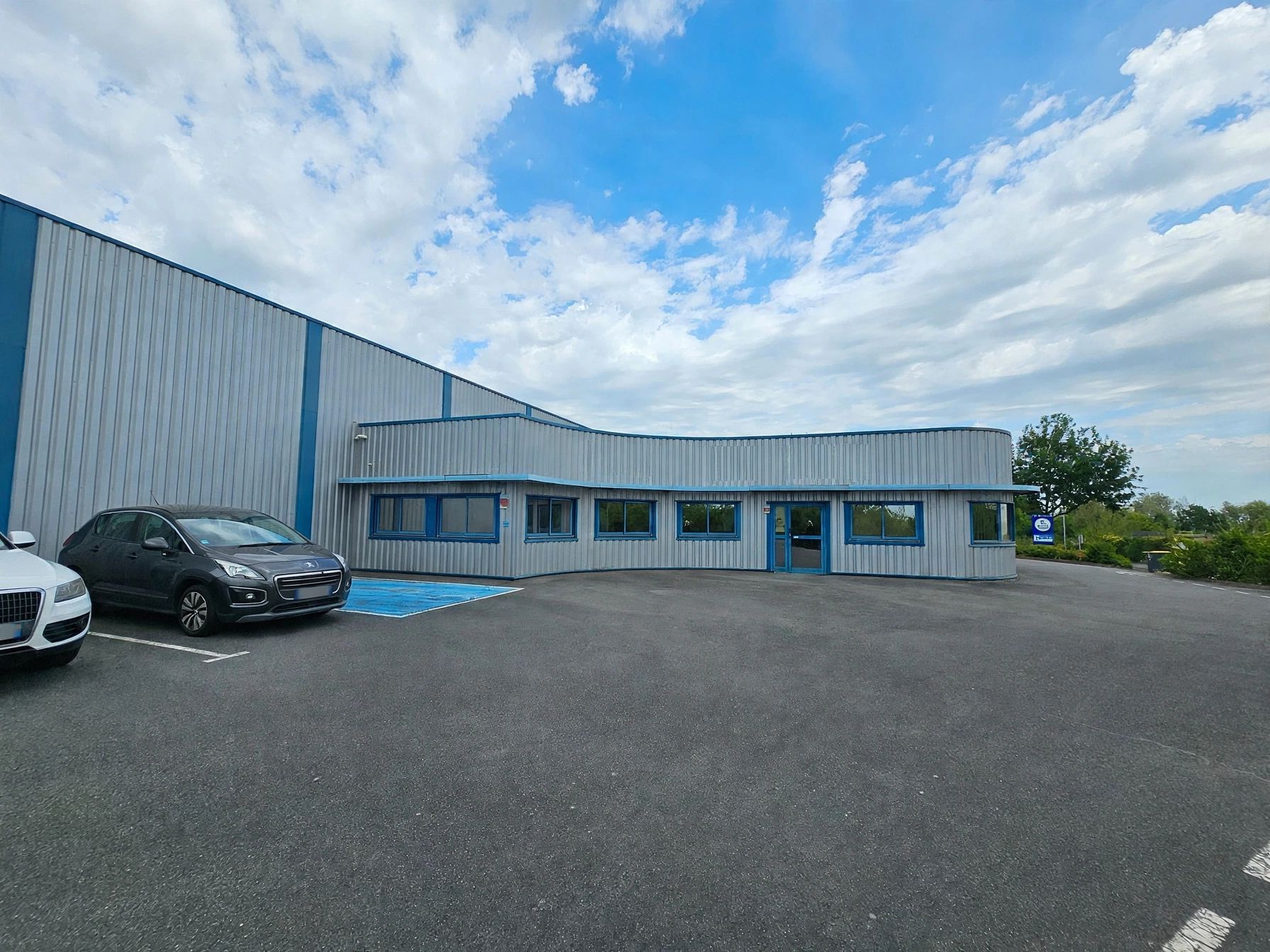 Location Entrepôt 1 005 m² Bretteville-sur-Odon