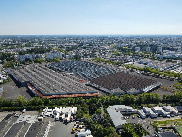 Vente de murs libres Entrepôt 220 m² Angers