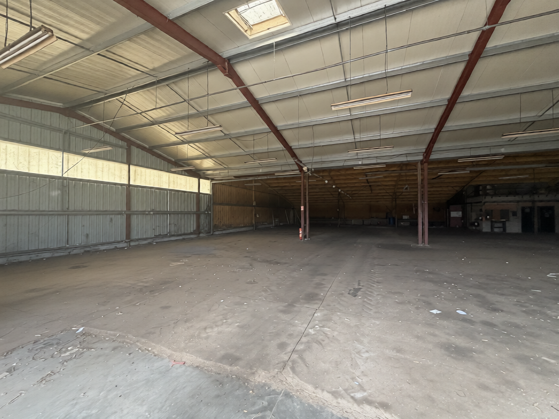 Location Entrepôt 1 200 m² Belin-Béliet - 2