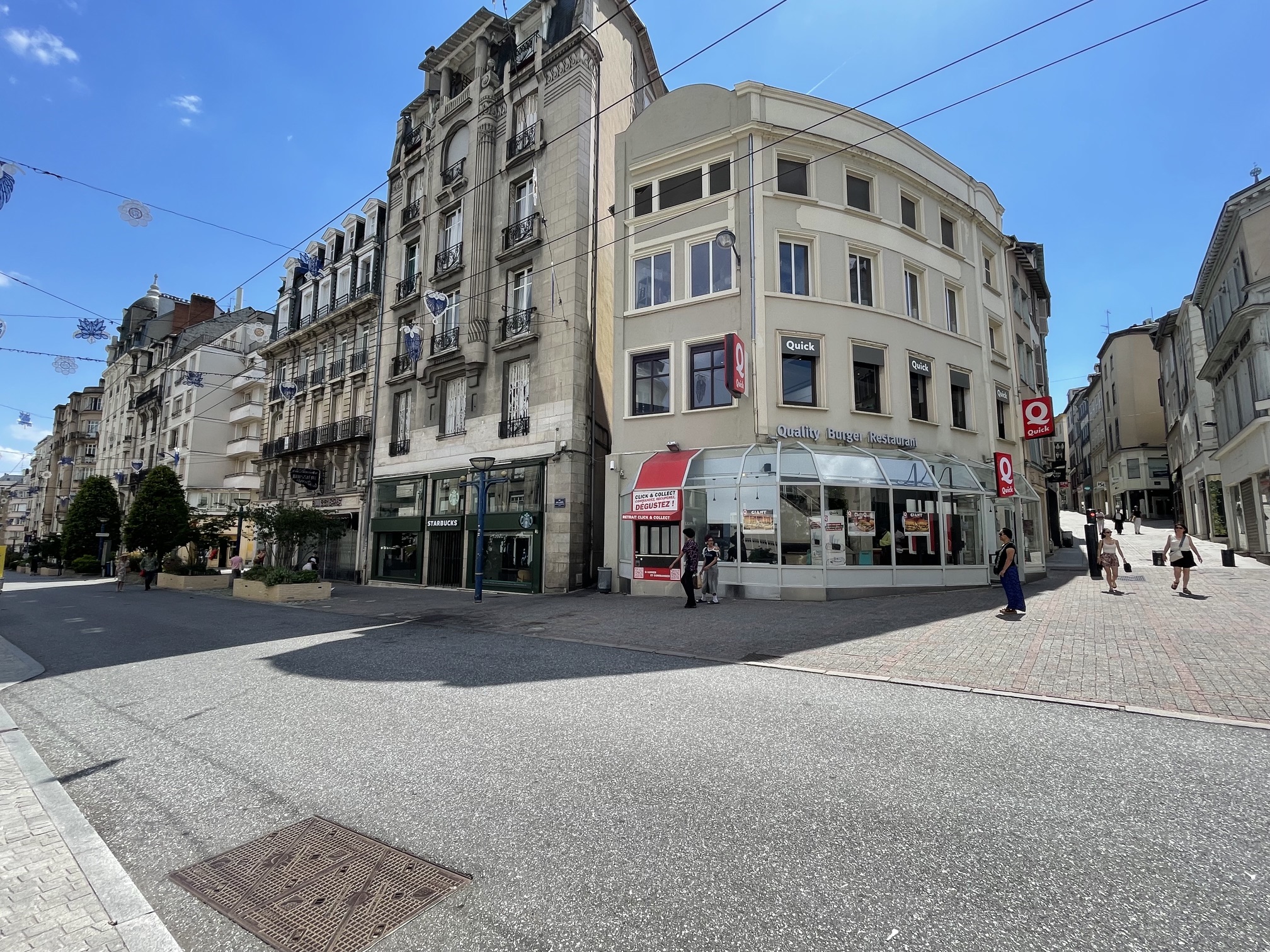 Location pure Local commercial 376 m² Limoges