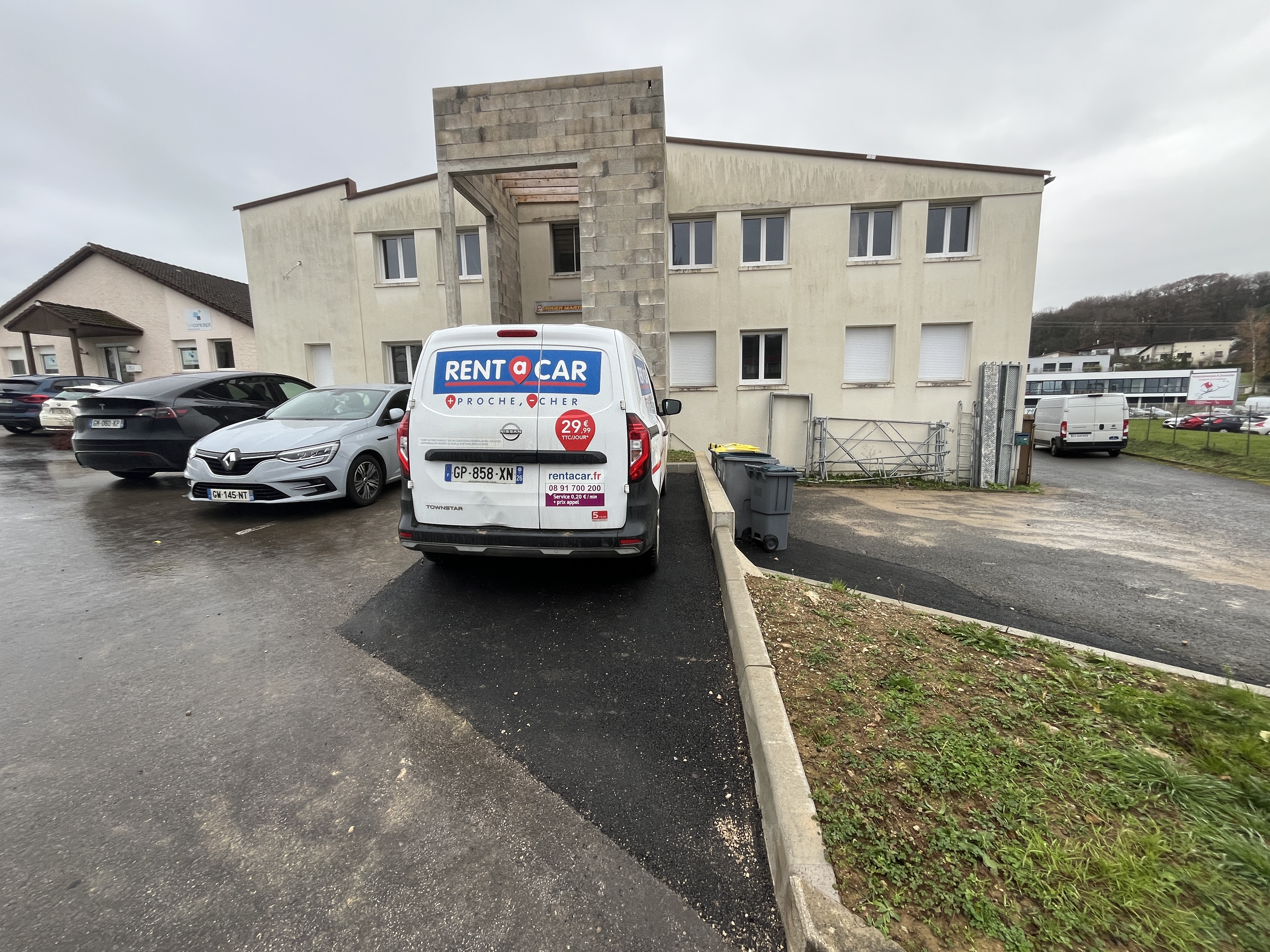 Location pure Local commercial 109 m² Châtillon-le-Duc