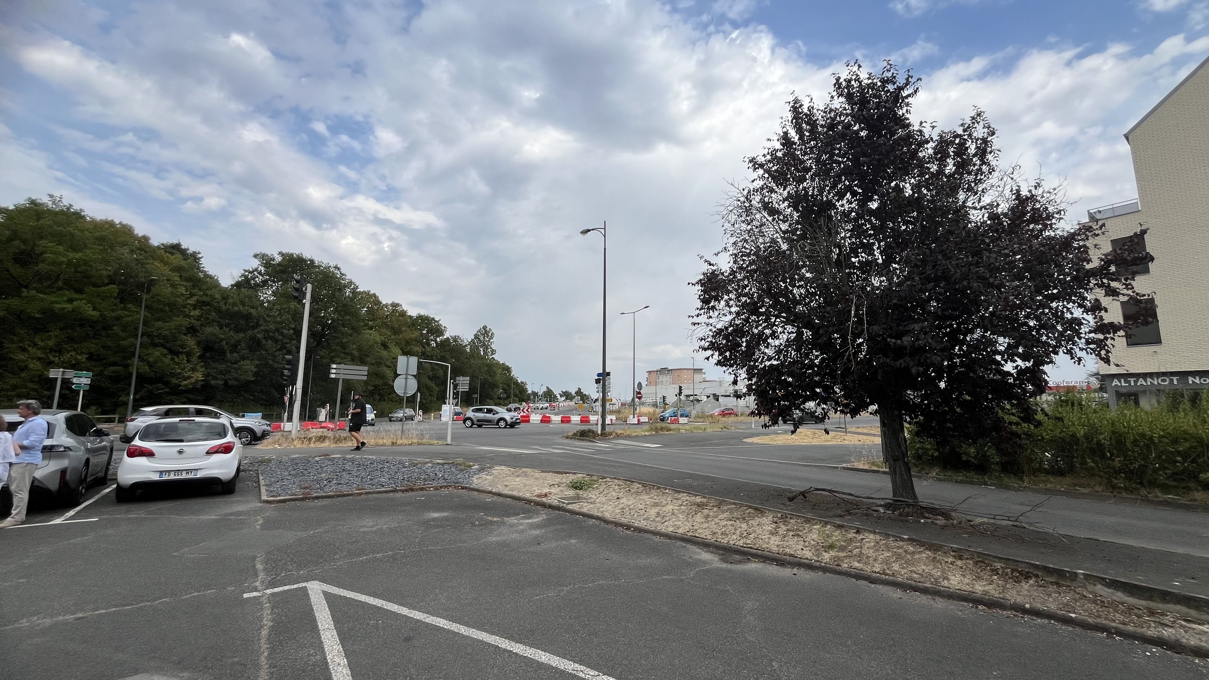 Location pure Local commercial 450 m² Chambray-lès-Tours - 4