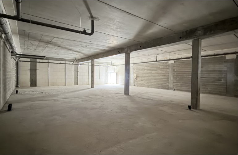 Location pure Local commercial 160 m² Champs-sur-Marne