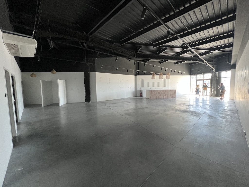 Location pure Local commercial 257 m² Biganos - 2