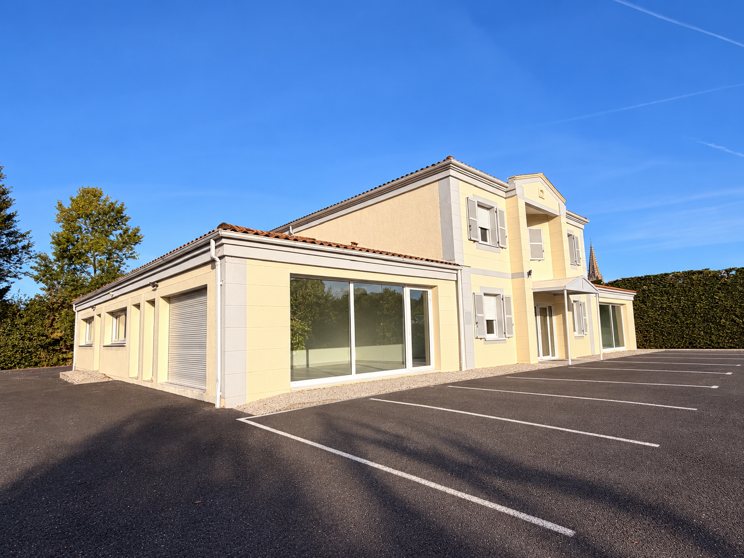 Location pure Local commercial 103 m² Le Taillan-Médoc