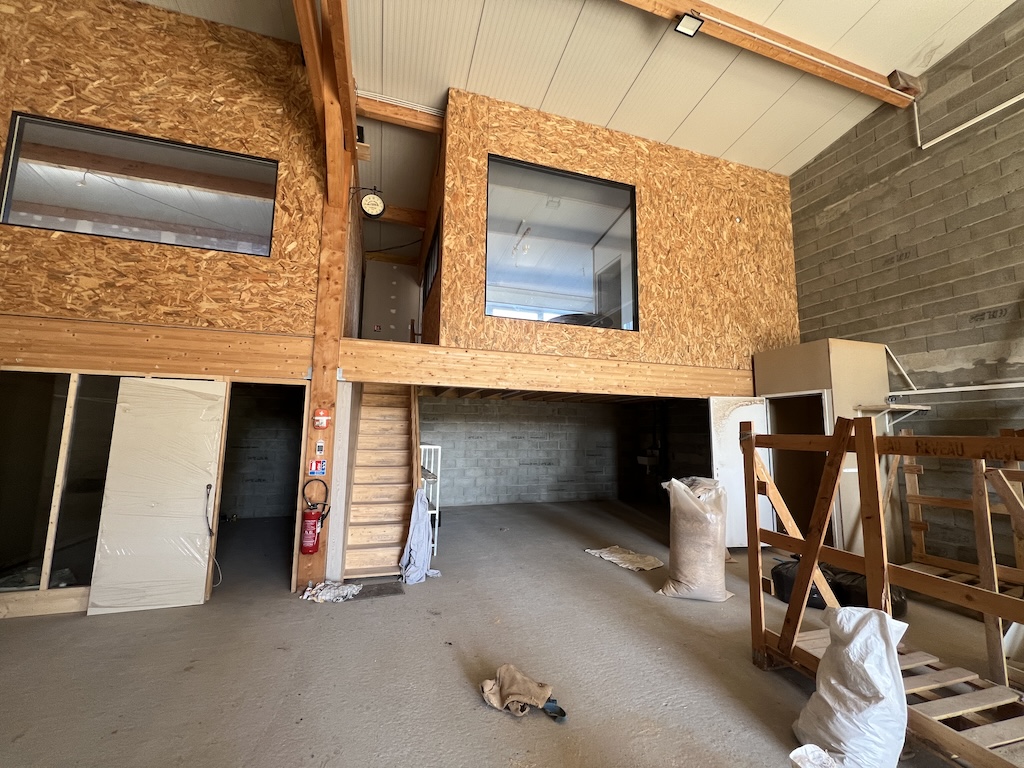 Location Entrepôt 220 m² Biganos - 2