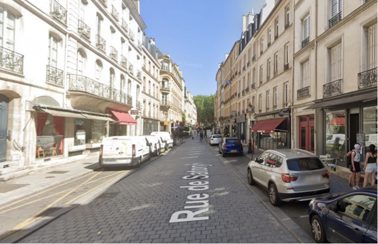 Location pure Local commercial 235 m² Versailles