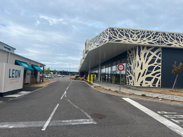 Location pure Local commercial 320 m² Kingersheim - 3