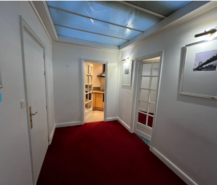 Vente de murs libres Bureaux 95 m² Bordeaux - 4