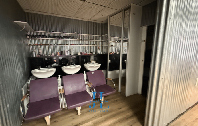 Location pure Local commercial 55 m² Villenave-d'Ornon - 3