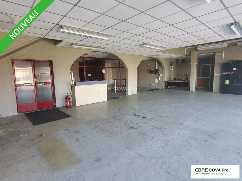Location pure Local commercial 530 m² Besançon - 4