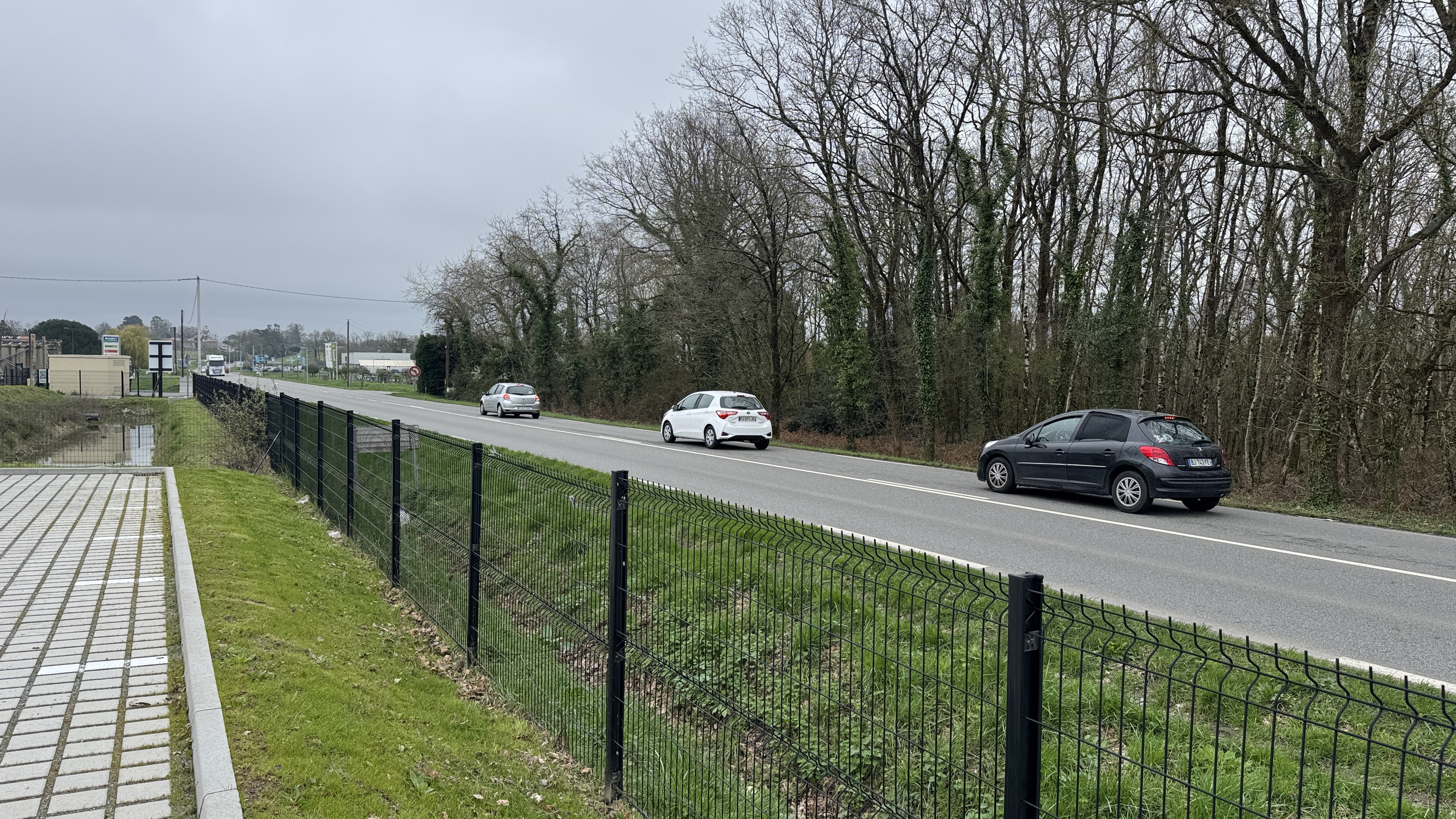 Vente de murs libres Entrepôt 253 m² Basse-Goulaine - 2