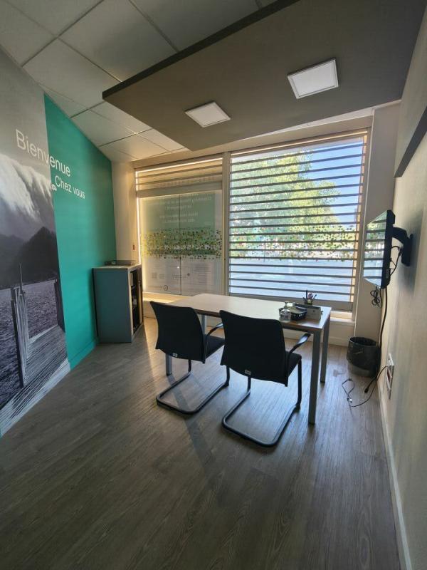 Location pure Local commercial 159 m² Chambéry - 4