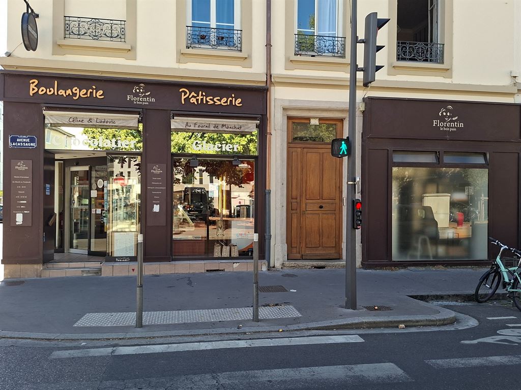 Vente de fonds de commerce Local commercial 200 m² Lyon - 2