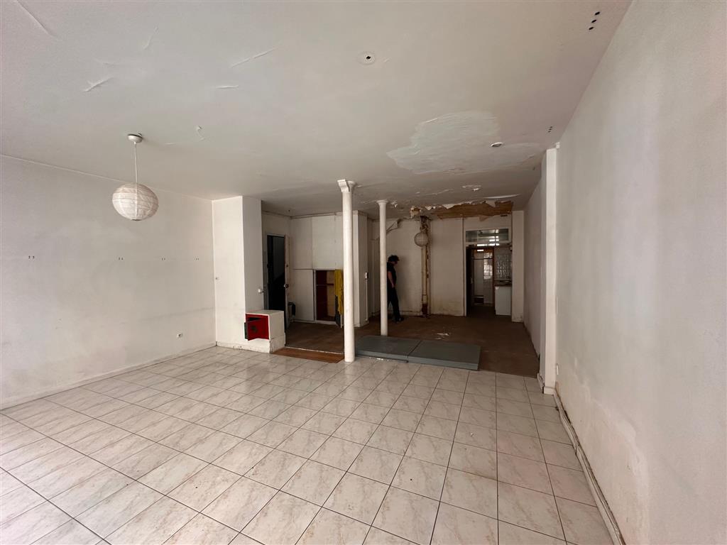 Location pure Local commercial 63 m² Paris - 3