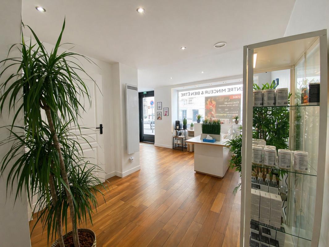Location pure Local commercial 78 m² Paris - 3