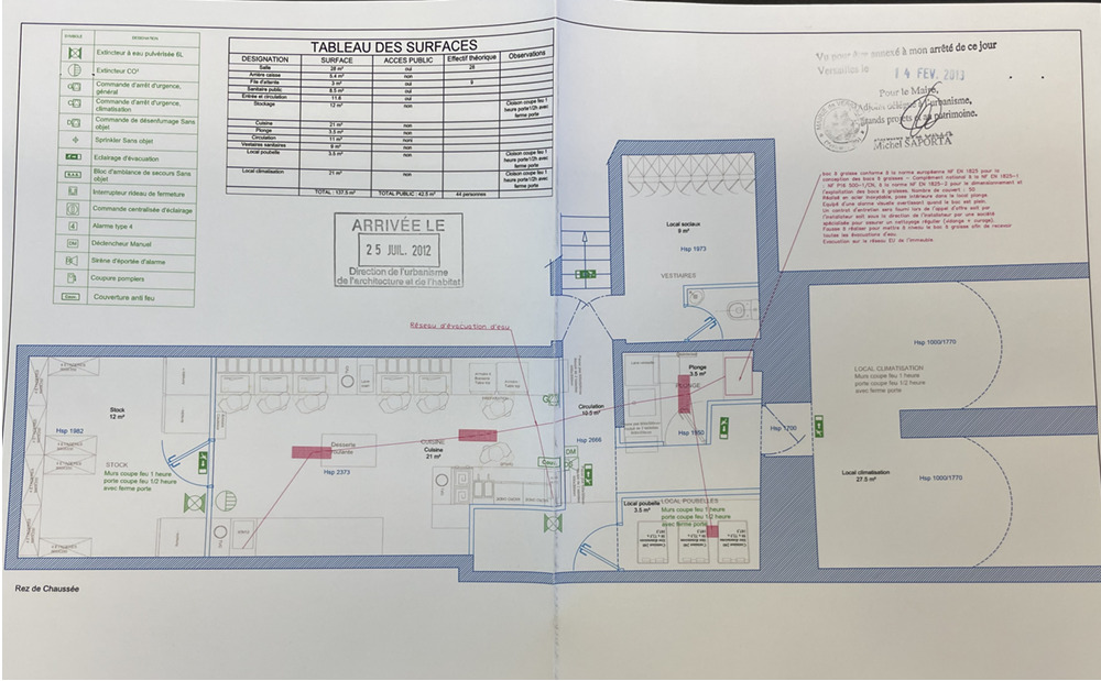 Location pure Local commercial 138 m² Versailles - 4