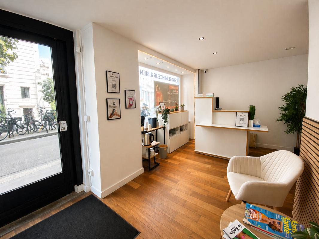 Location pure Local commercial 78 m² Paris - 2