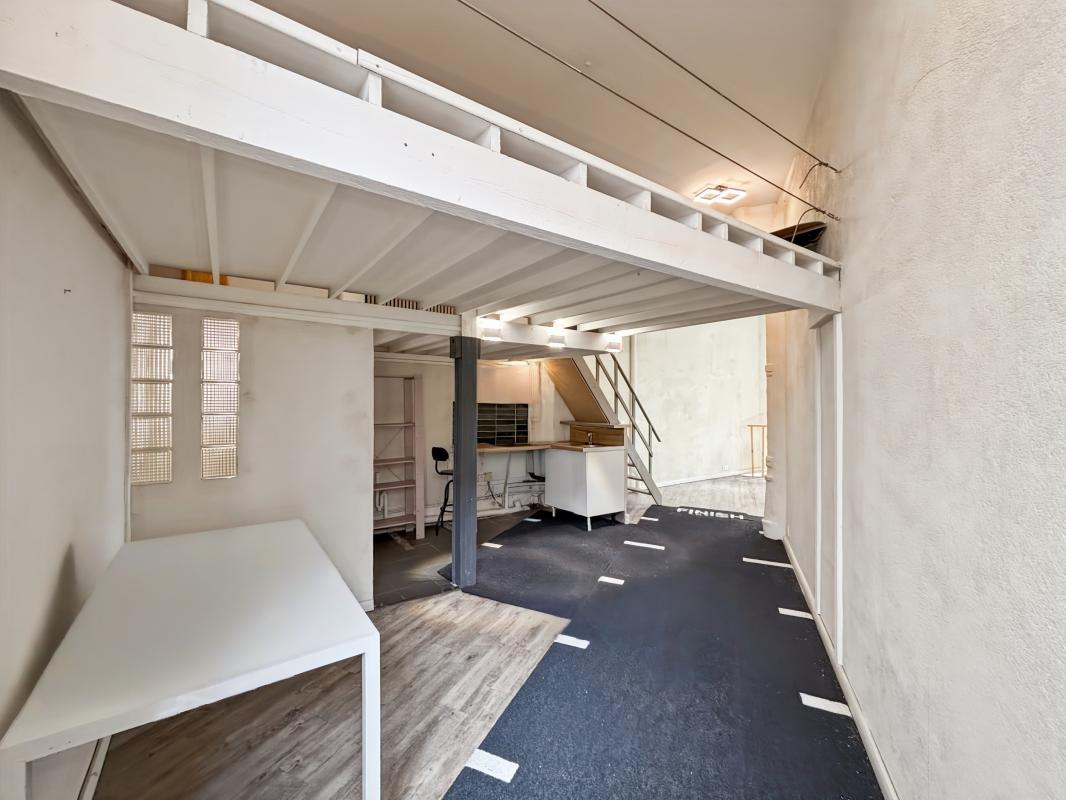 Location pure Local commercial 70 m² Paris - 3