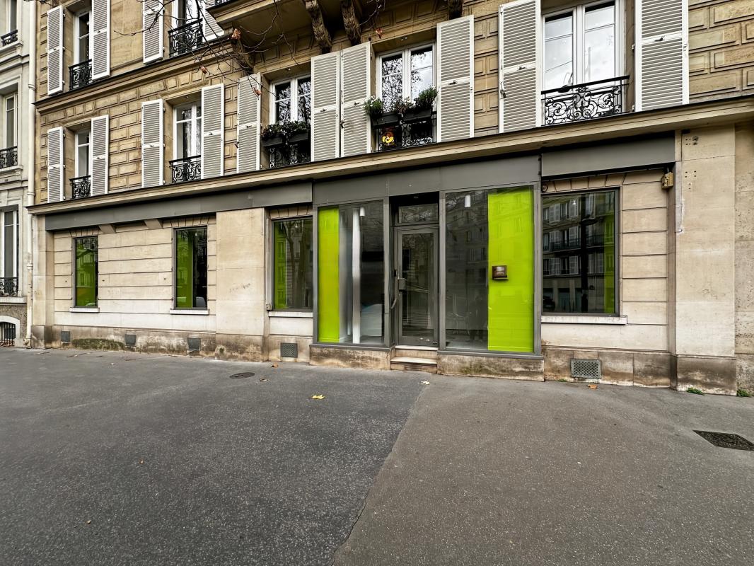 Location pure Local commercial 36 m² Paris - 5