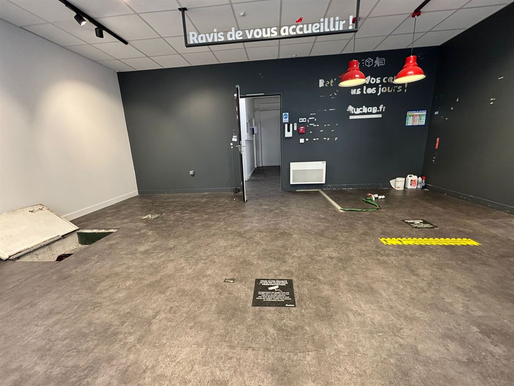 Location pure Local commercial 103 m² Paris - 3