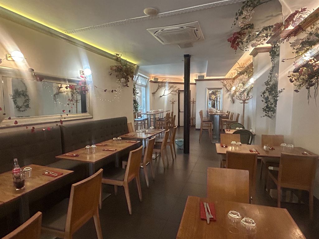 Vente de droit au bail Local commercial 160 m² Paris - 4