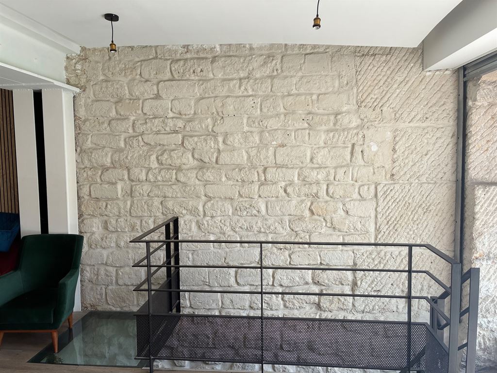 Location pure Local commercial 63 m² Paris - 4