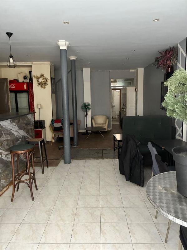 Location pure Local commercial 63 m² Paris - 3