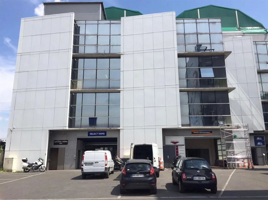 Location Entrepôt 461 m² Saint-Denis