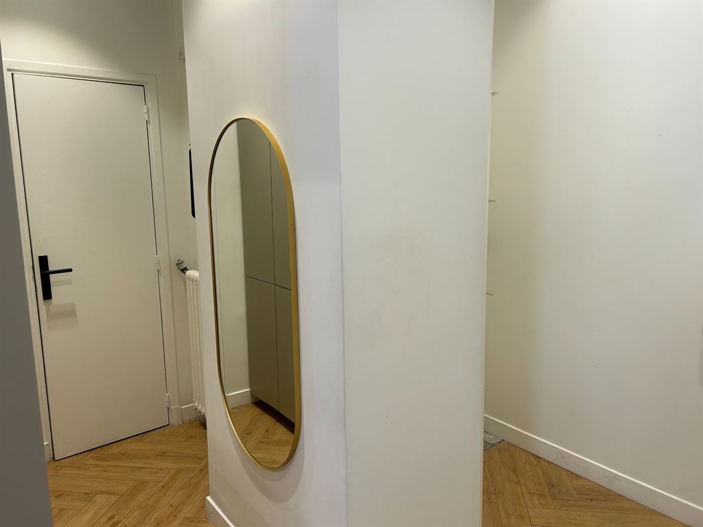 Location pure Local commercial 85 m² Paris - 6