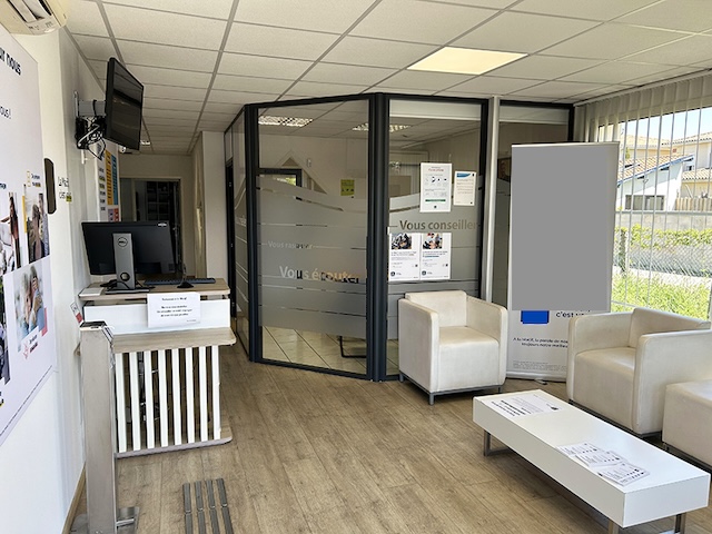 Vente de murs libres Bureaux 80 m² Biganos - 2