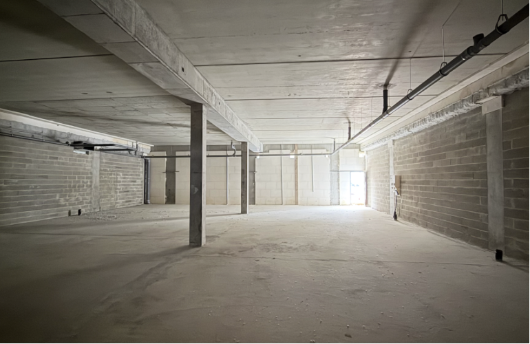 Location pure Local commercial 160 m² Champs-sur-Marne - 4