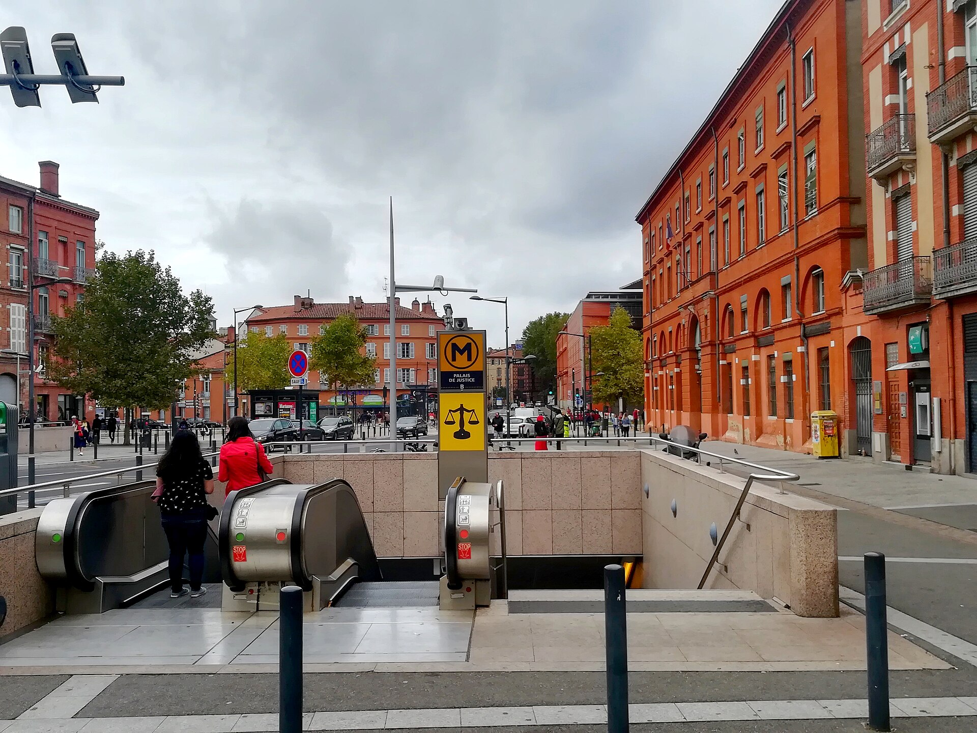 Location avec droit d'entrée Local commercial 87 m² Toulouse