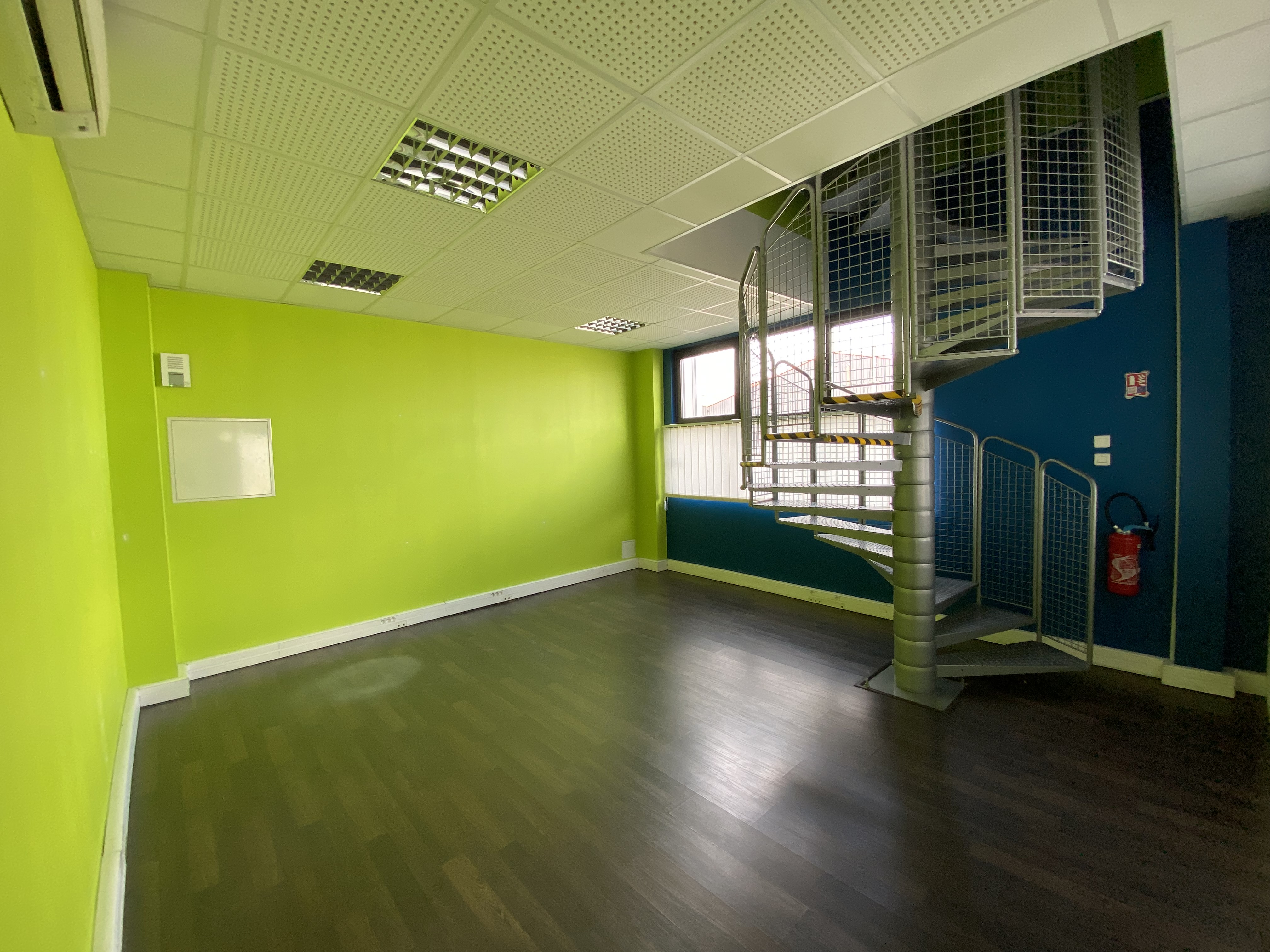 Location Bureaux 142 m² Lons - 3