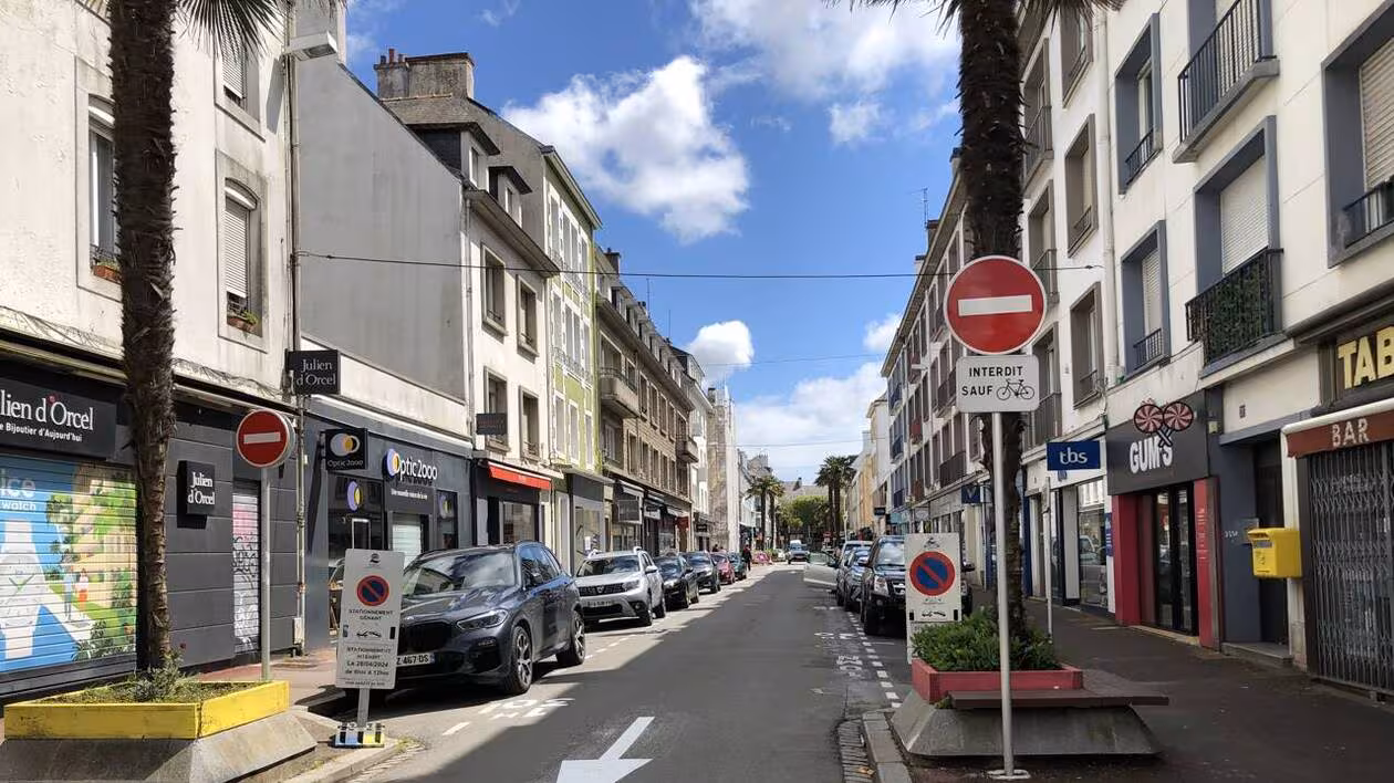 Vente de droit au bail Local commercial 140 m² Lorient