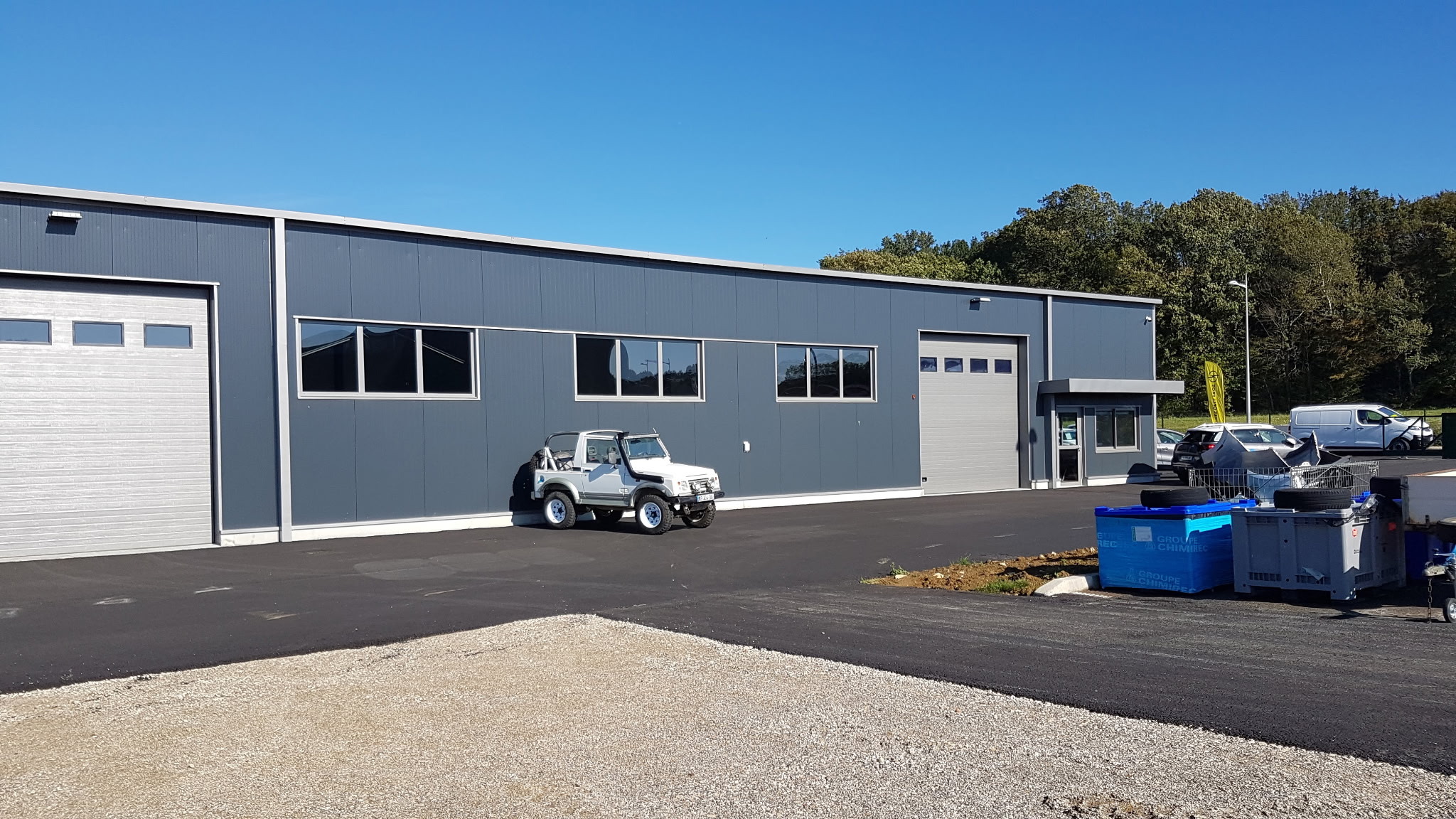 Vente de murs libres Entrepôt 321 m² Ceyzériat