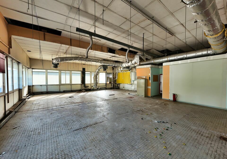 Location pure Local commercial 355 m² Artigues-près-Bordeaux - 6