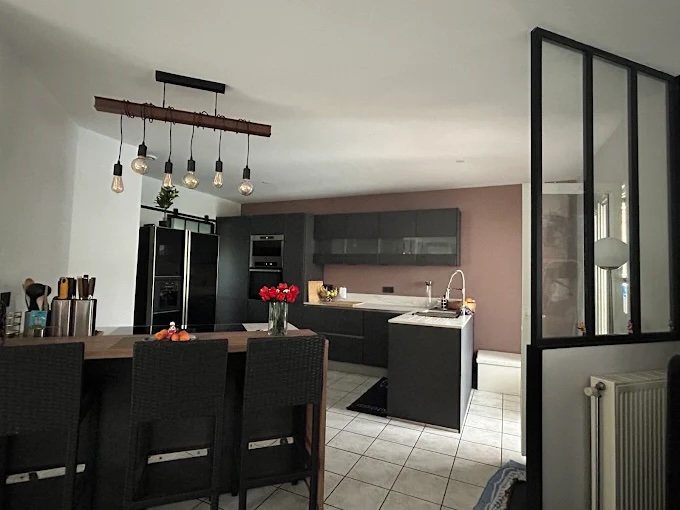 Location pure Local commercial 330 m² Biganos - 2