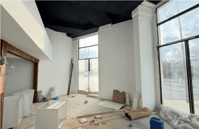Location pure Local commercial 97 m² Paris 19e - 2