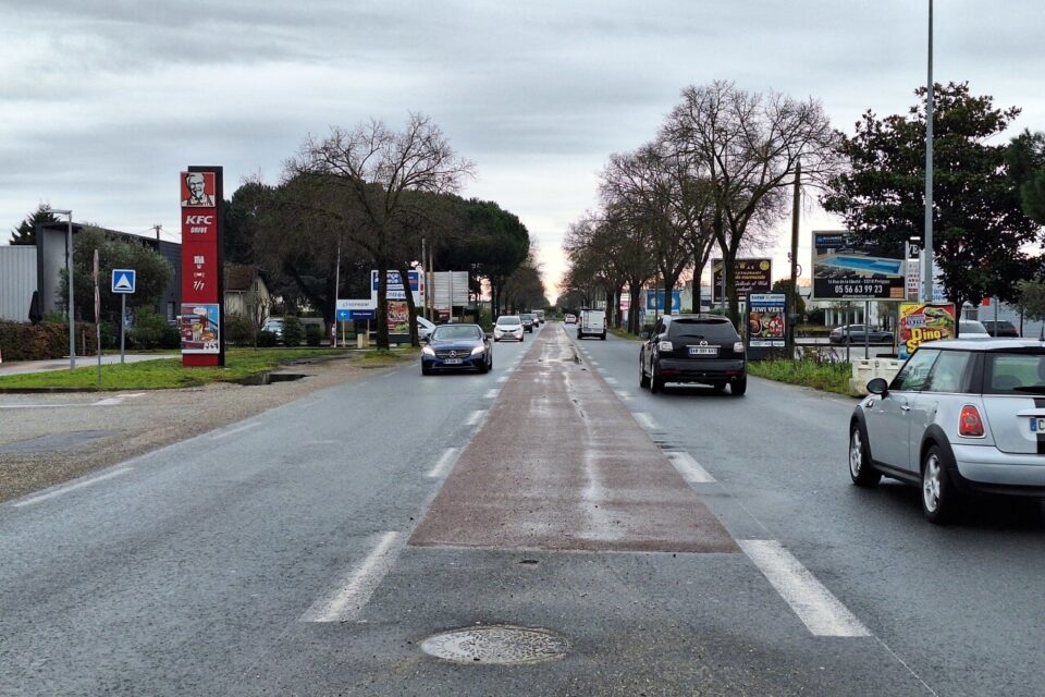 Vente de murs libres Local commercial 1 050 m² Marmande