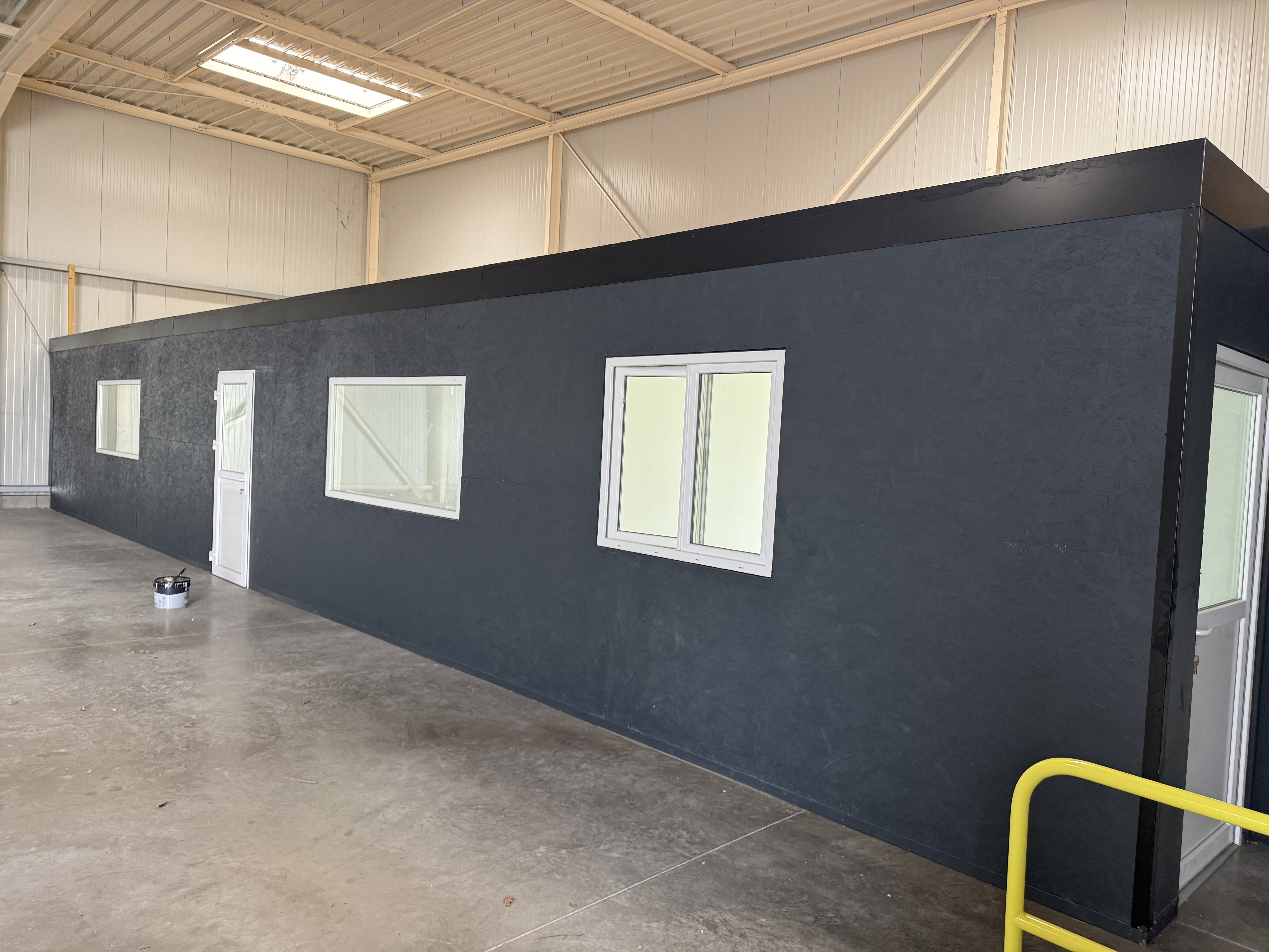 Location Entrepôt 900 m² Eslettes - 2