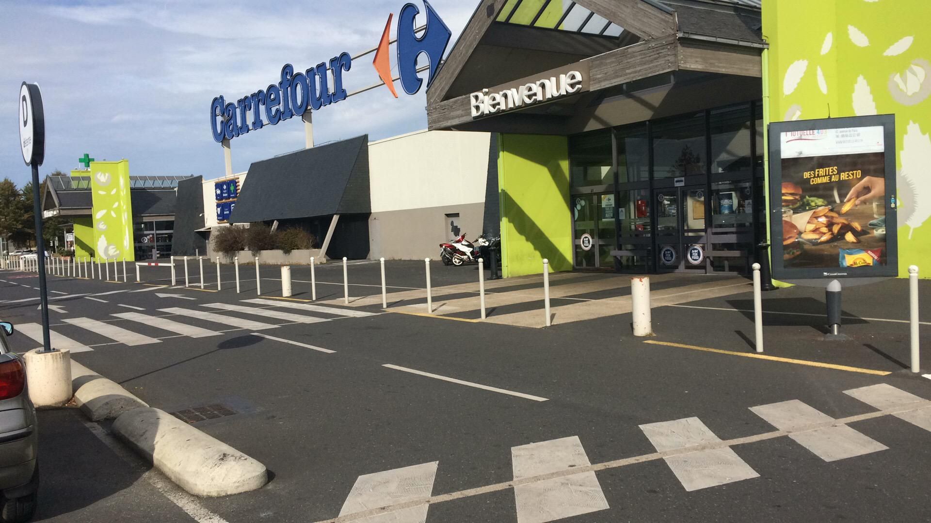 Location pure Local commercial 53 m² Brive-la-Gaillarde
