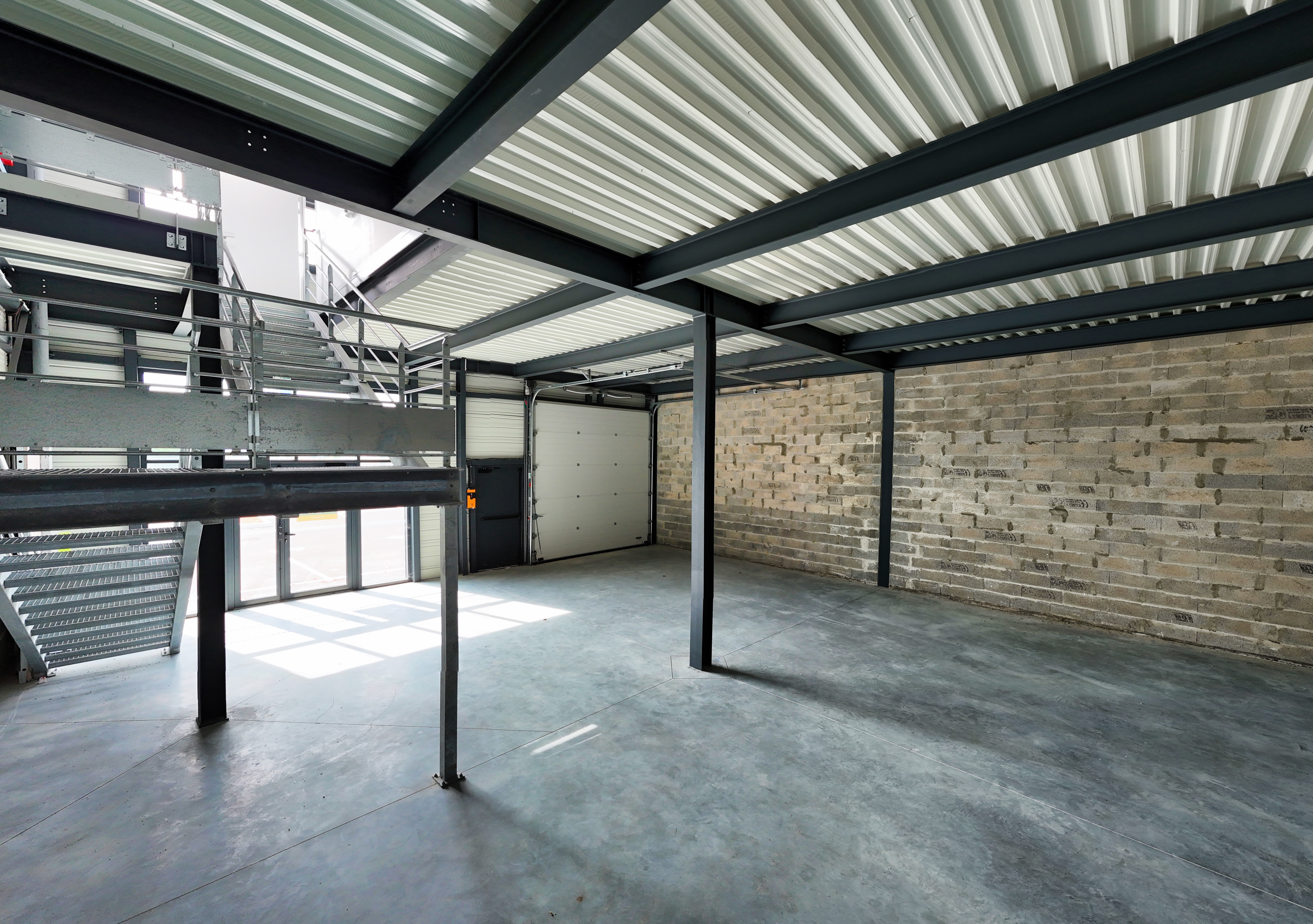 Location Entrepôt 249 m² Artigues-près-Bordeaux - 5