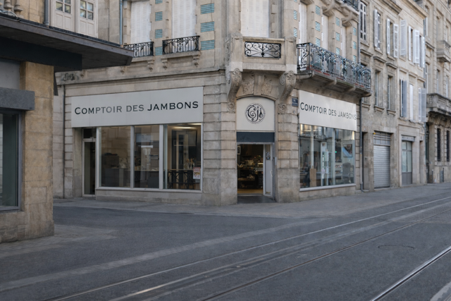 Location pure Local commercial 120 m² Bordeaux