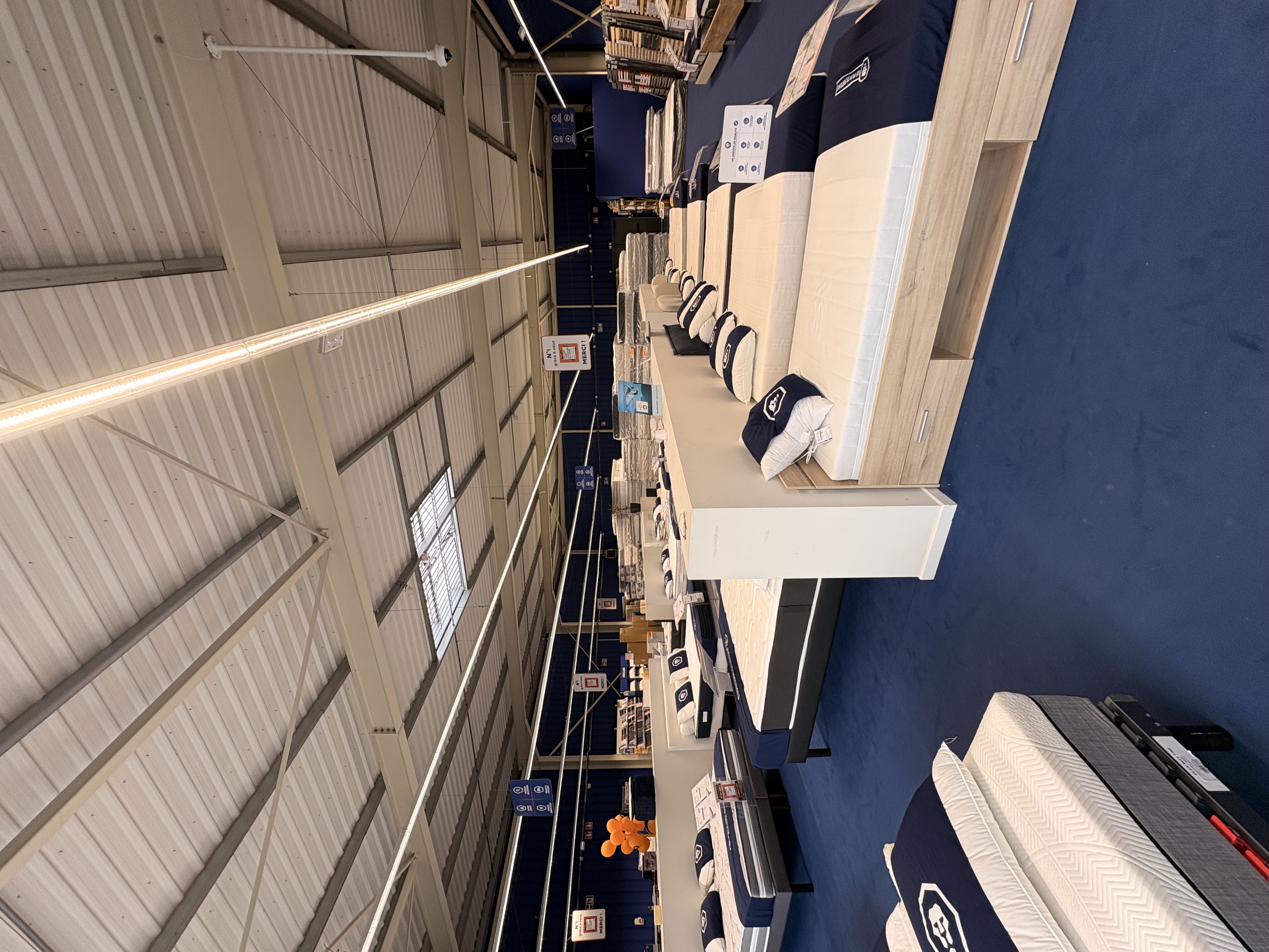 Location pure Local commercial 250 m² Fayet - 4