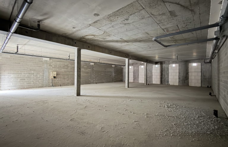 Location pure Local commercial 160 m² Champs-sur-Marne - 2