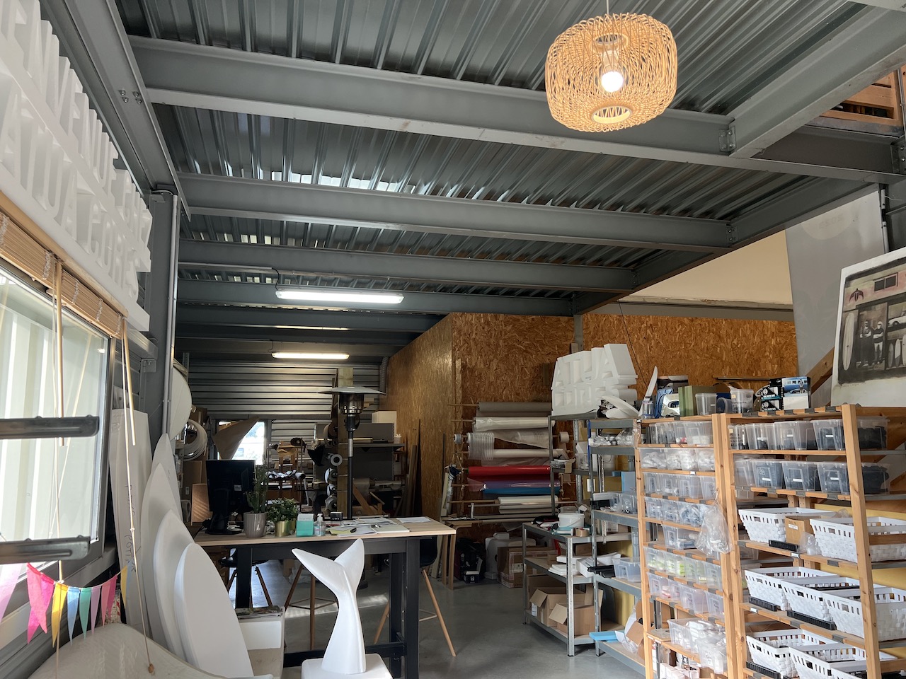Location Entrepôt 563 m² Mios