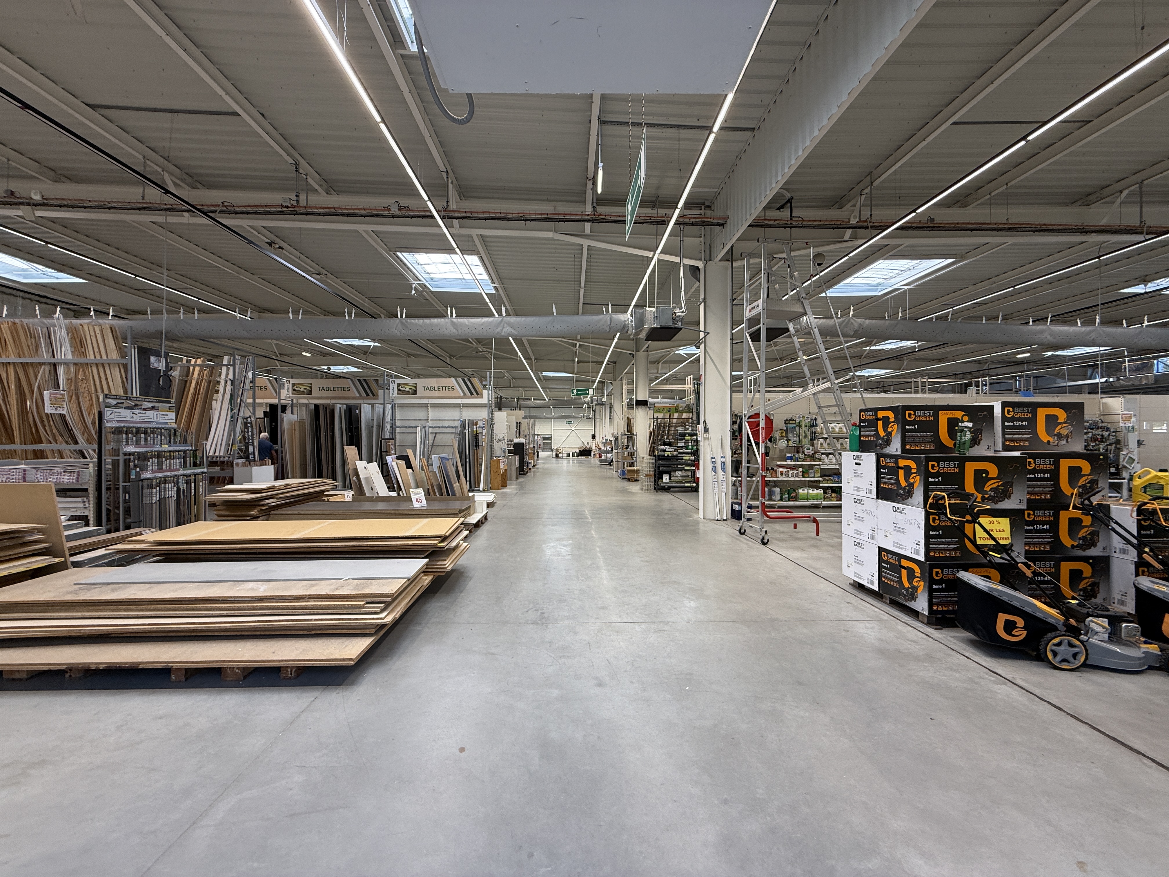 Location pure Local commercial 3 253 m² Roanne - 8