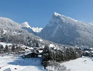 Vente de murs libres Local commercial 265 m² Samoëns