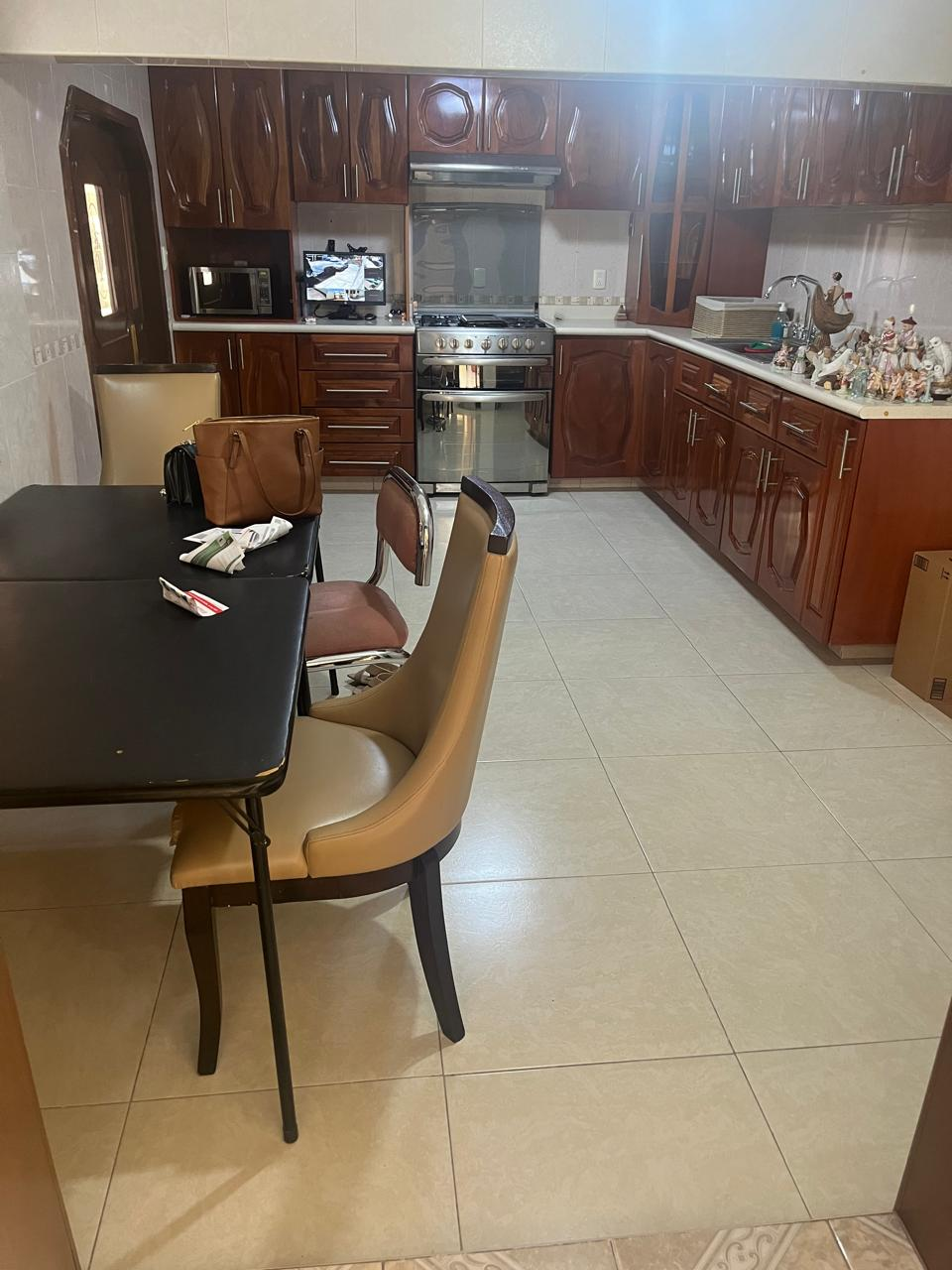 Amplia Casa en Venta en El Mirador, Tlalnepantla | 5 Recámaras y Gran Terraza